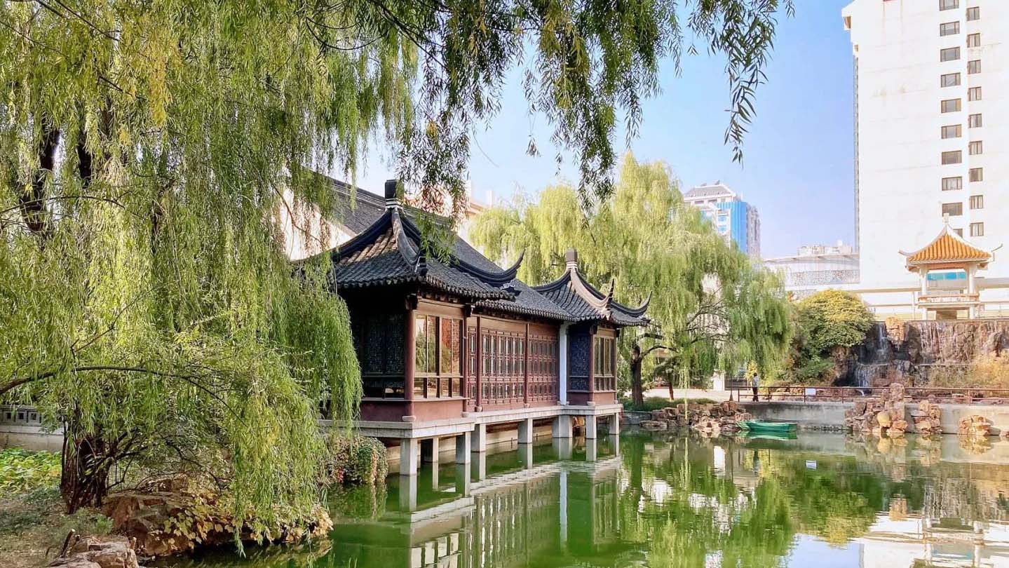 北京高端公寓服务标杆：东湖别墅「服务手册」曝光，揭秘 95% 出租率背后的人群适配逻辑